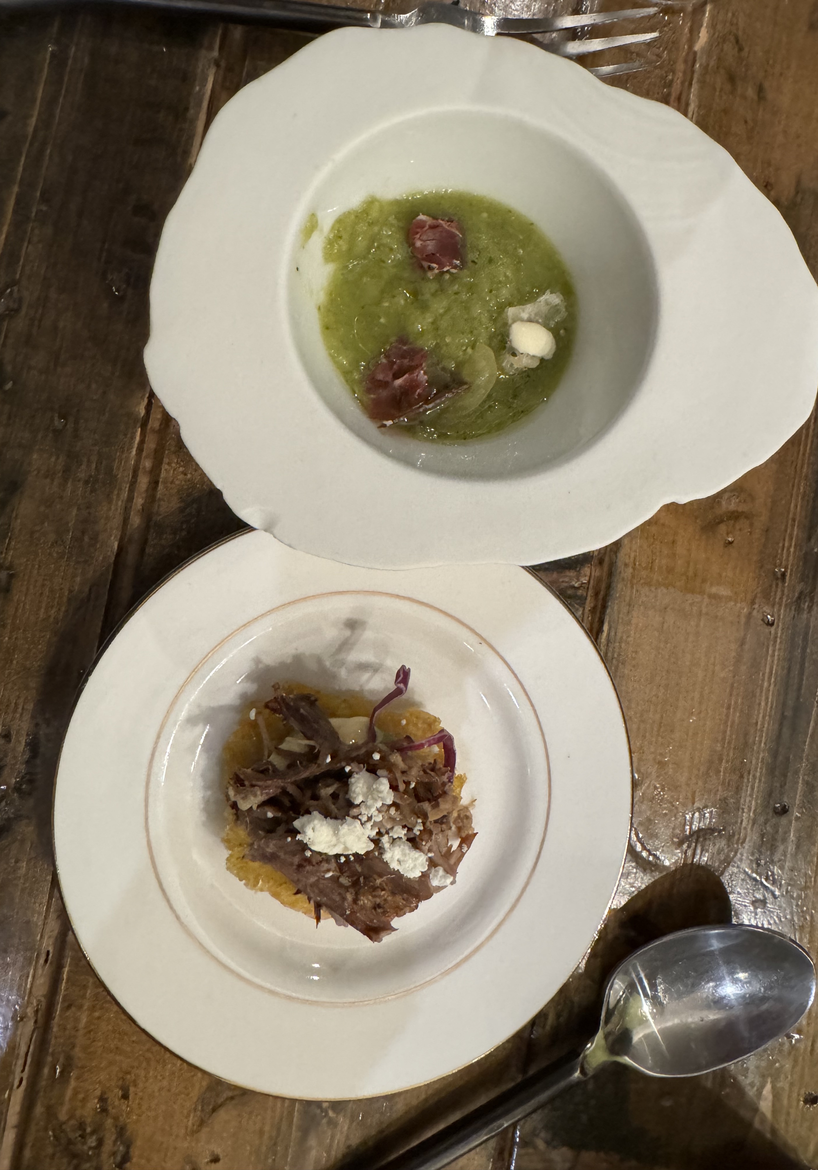 Green soup and a small pork taco served together